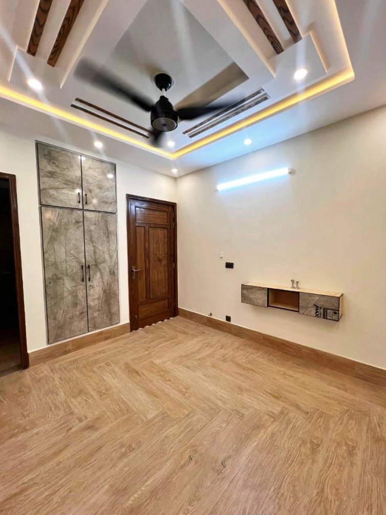 Umar Tiles installation inspiration